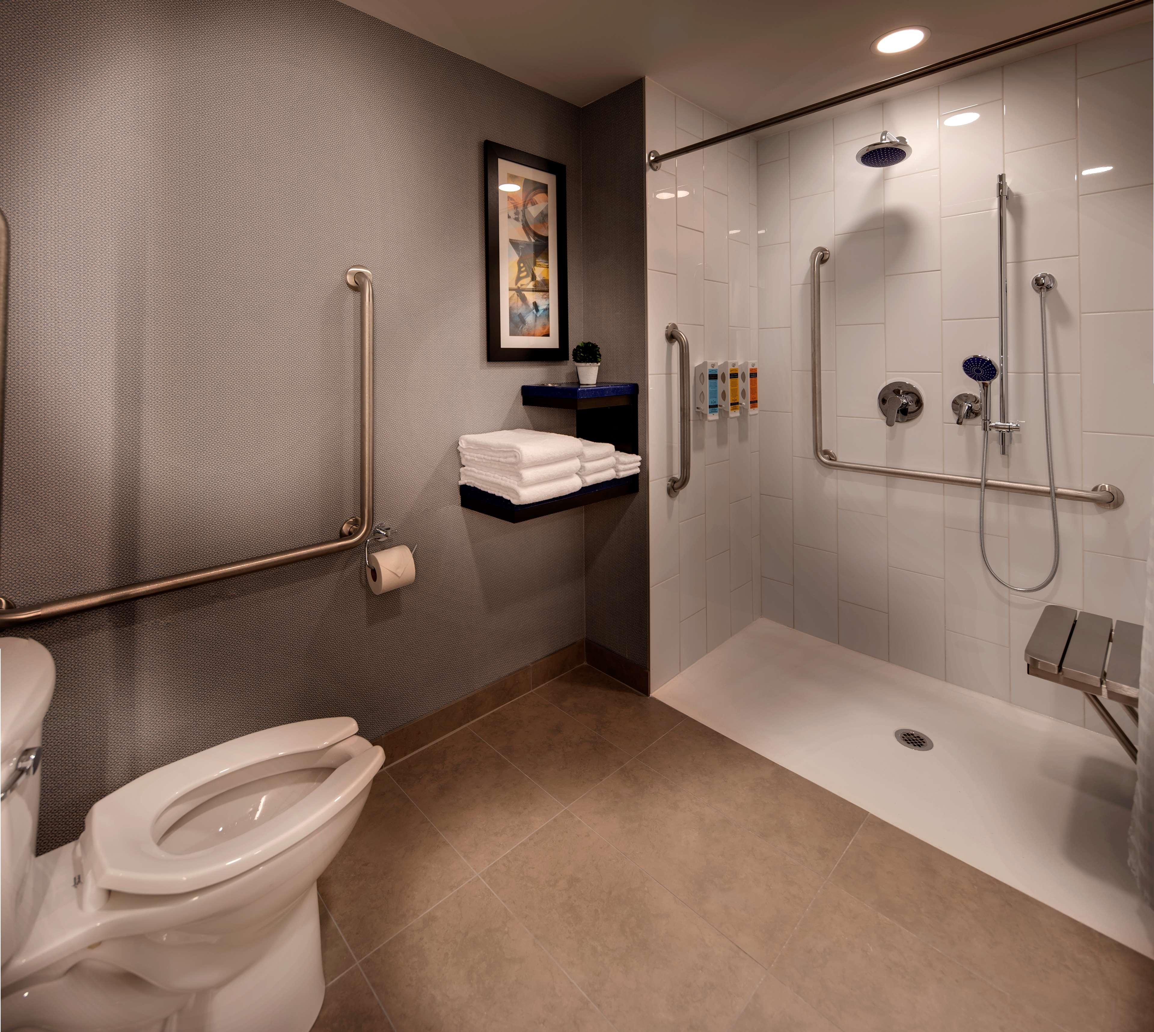 Glo Best Western Kanata Ottawa West Exterior photo